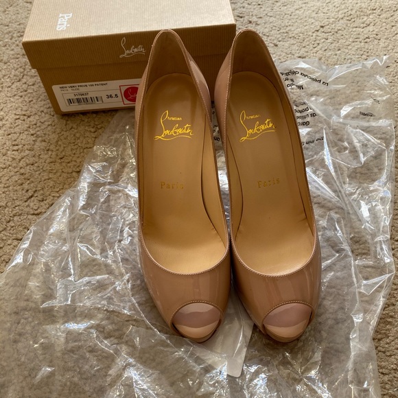 New Very Prive 100 Pumps - Picture 3 of 4